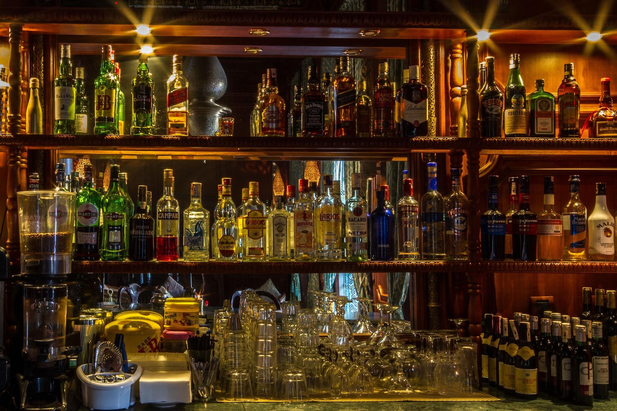 Bar/Salón Palais Donab