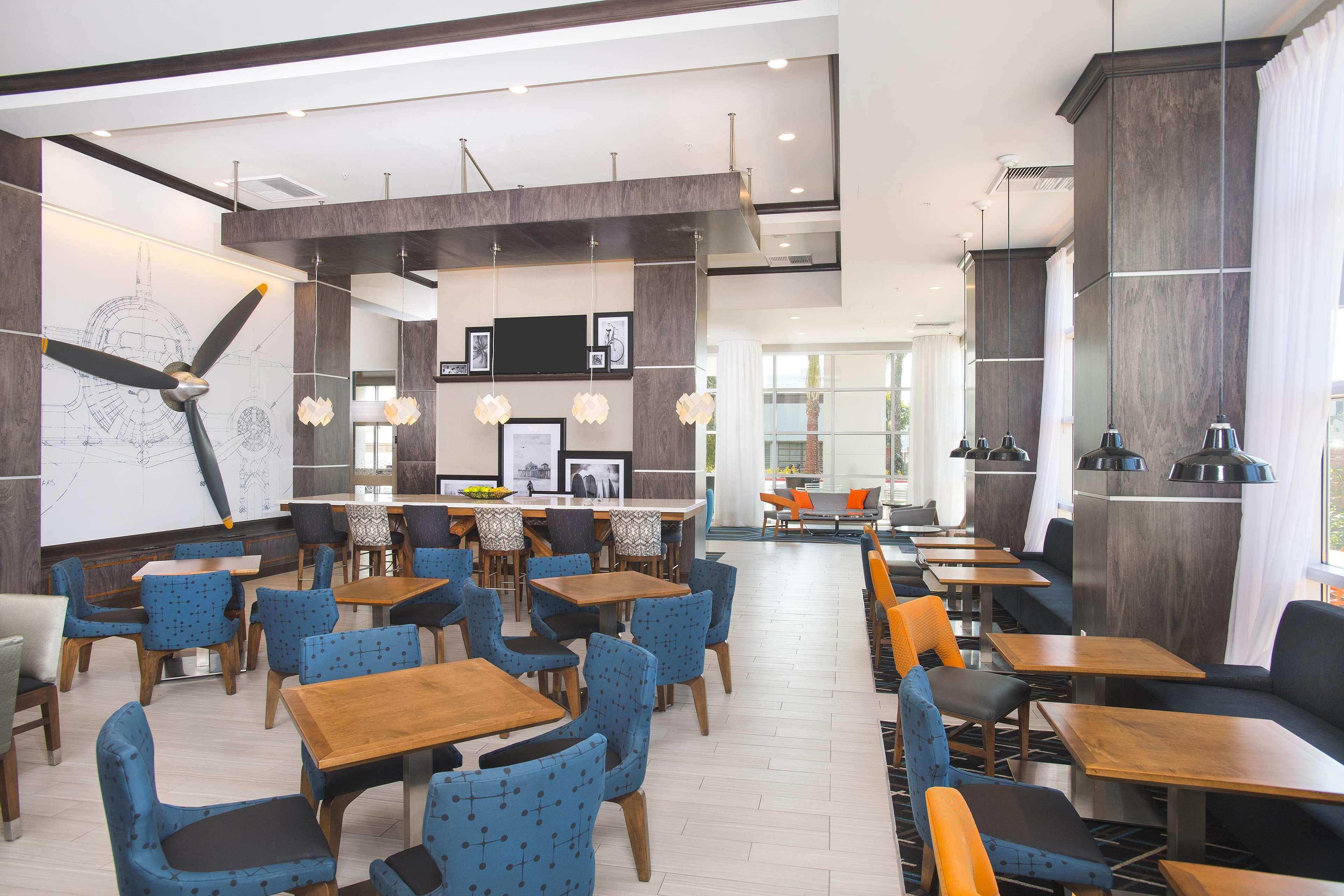 Restaurant Hampton Inn & Suites LAX El Segundo