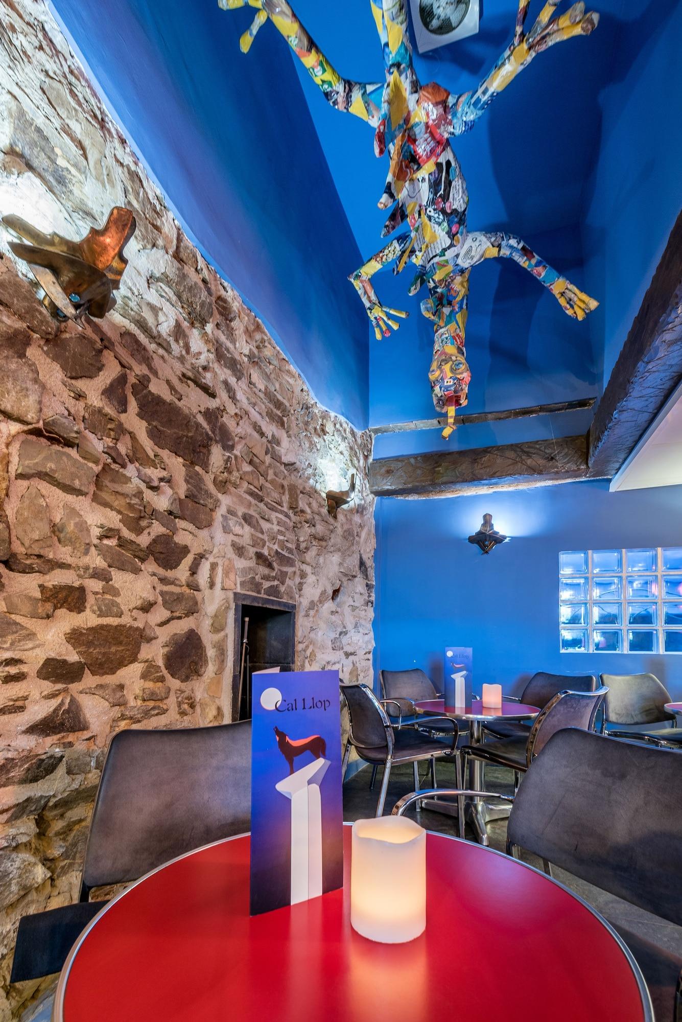 Bar/Salón Hotel & Restaurant Cal Llop