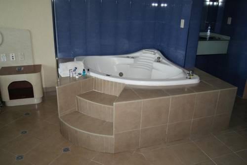 Baño GS Cuernavaca Drive Inn