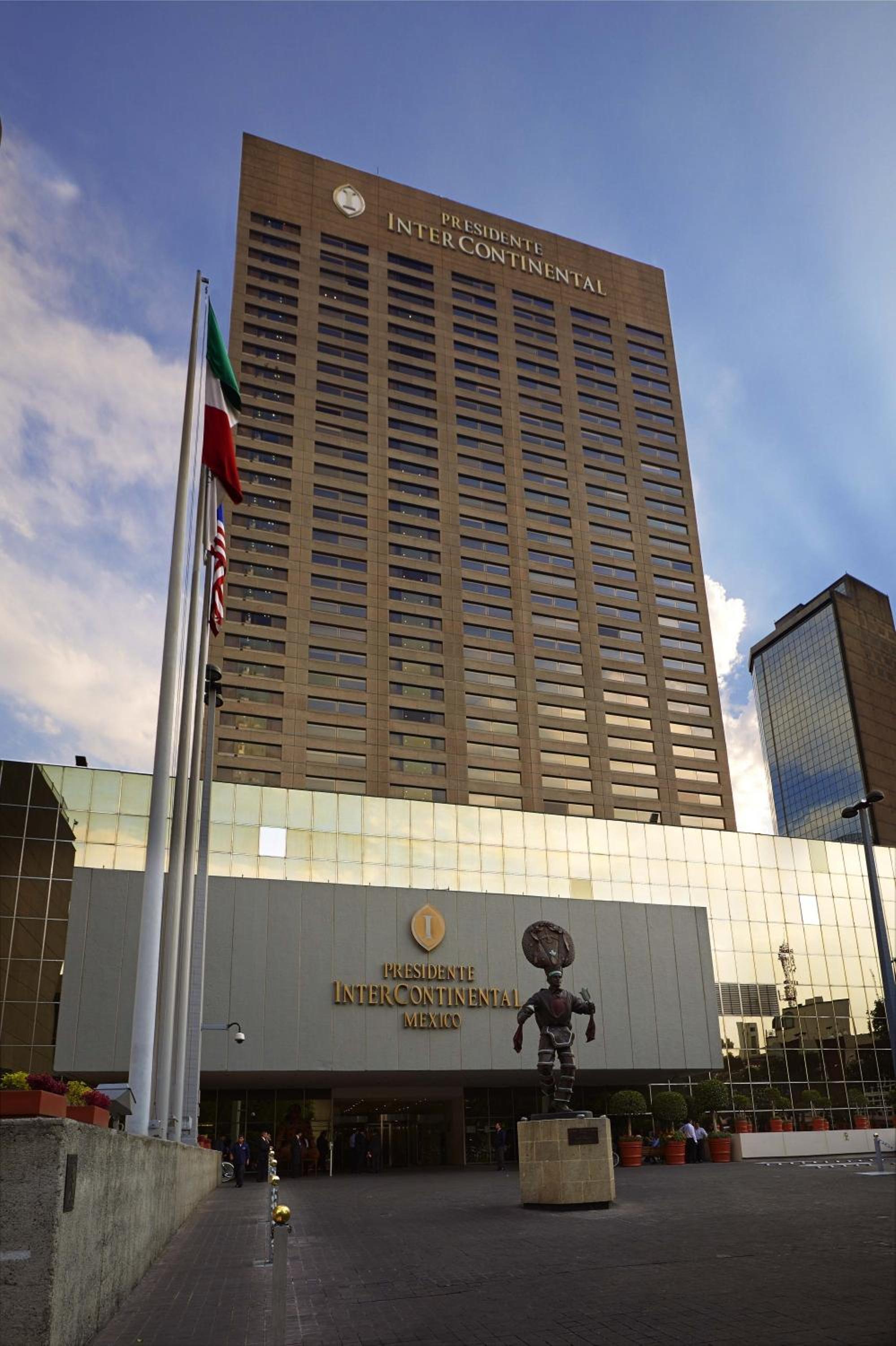Exterior View Presidente Intercontinental Mexico City