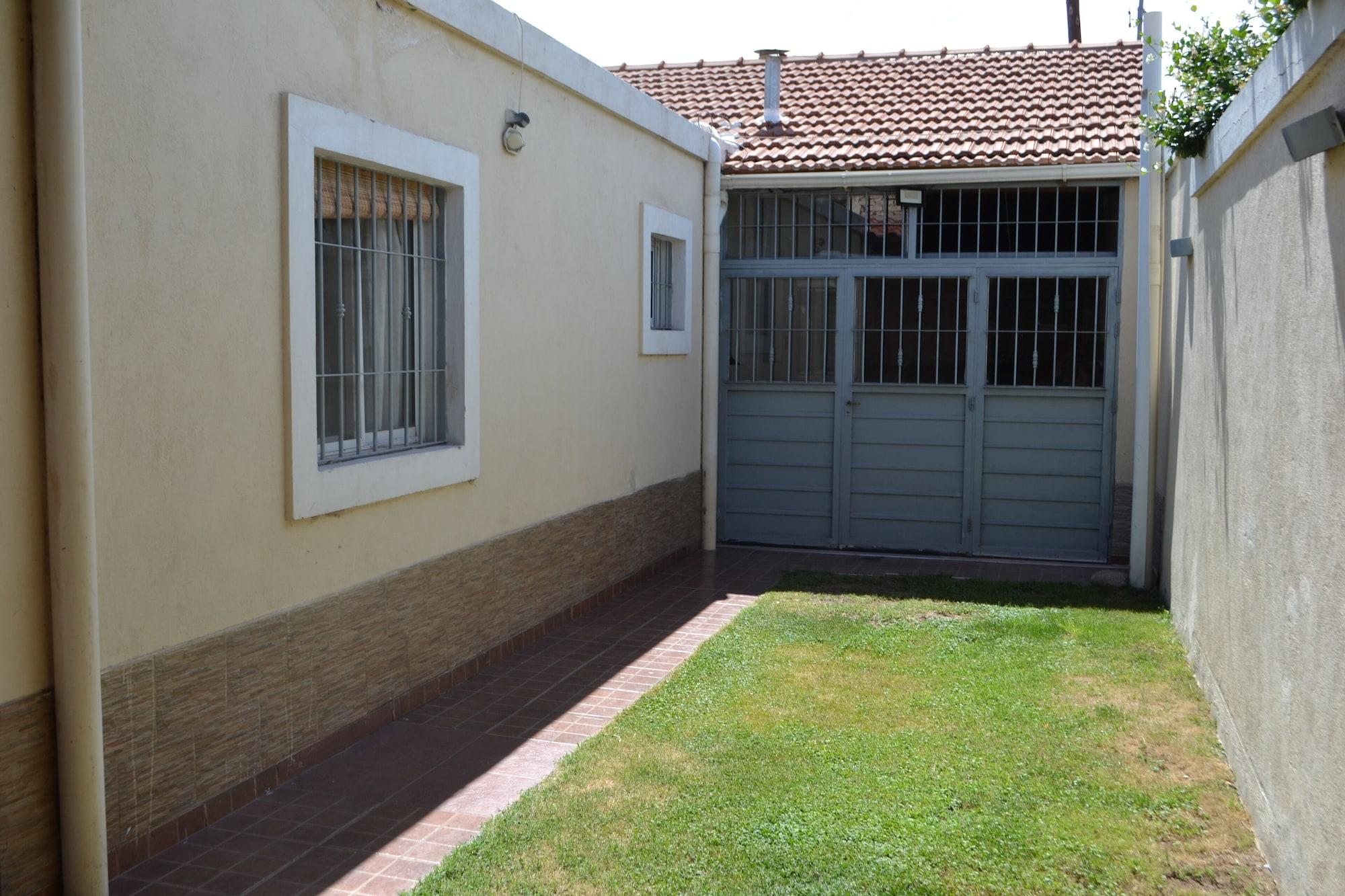 Equipamiento de Habitación Amplia e iluminada casa en Mendoza