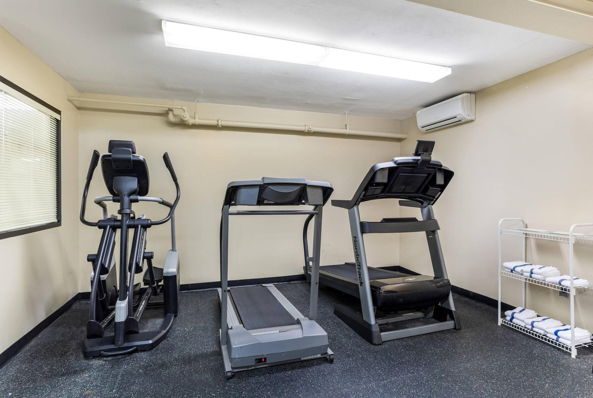 Gimnasio Traditions Hotel & Spa Johnson City - Binghamton, an Ascend Collection Hotel