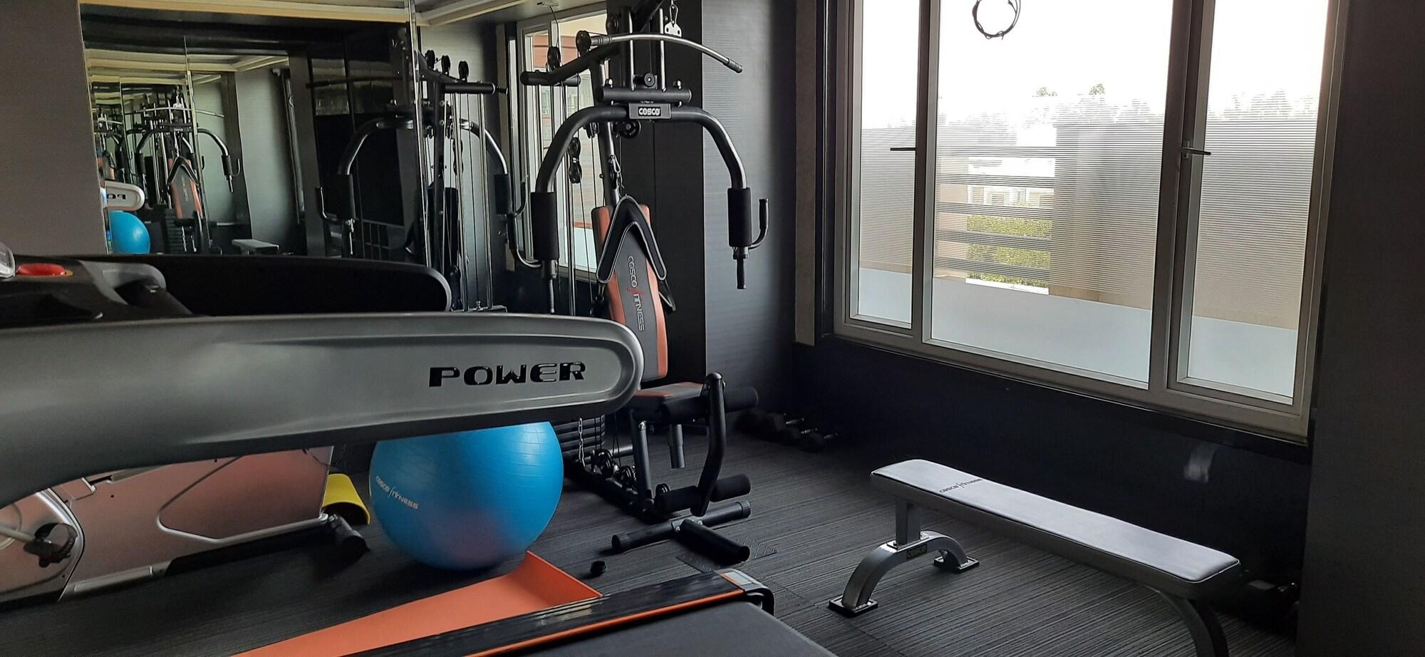Gimnasio The Pinnacle INN Sarnath