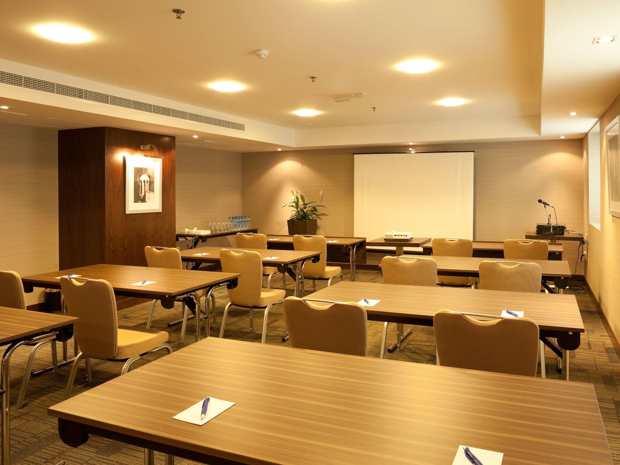 Sala de Reuniones Citymax Hotel Sharjah