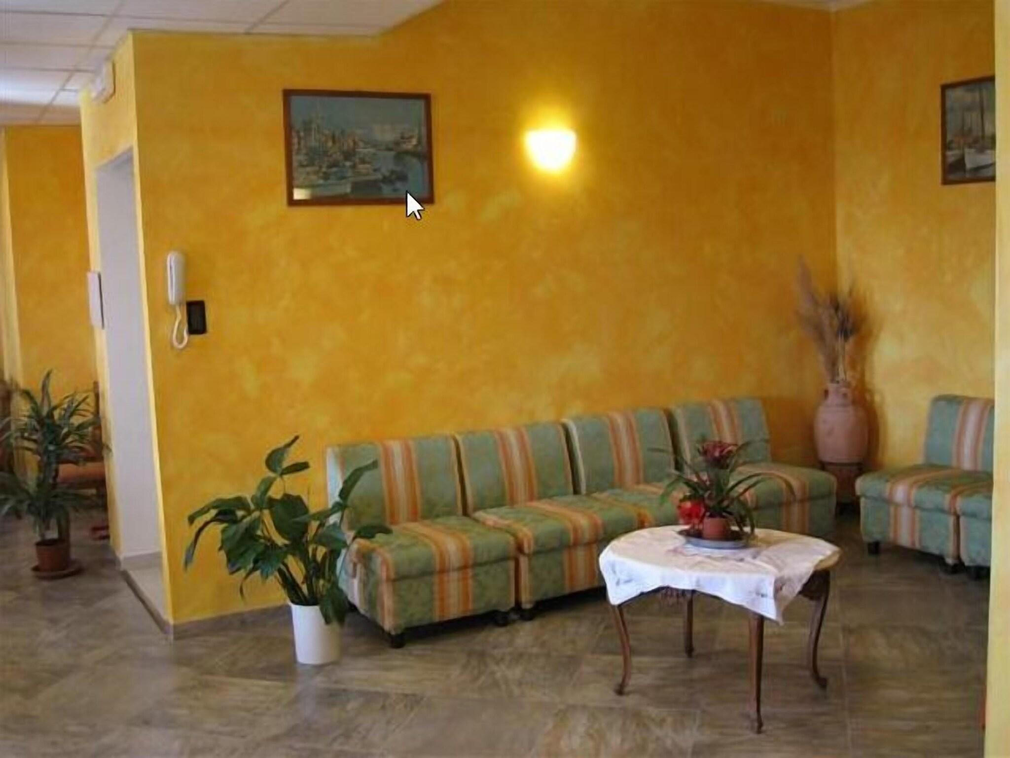Vista Lobby Hotel Corallo