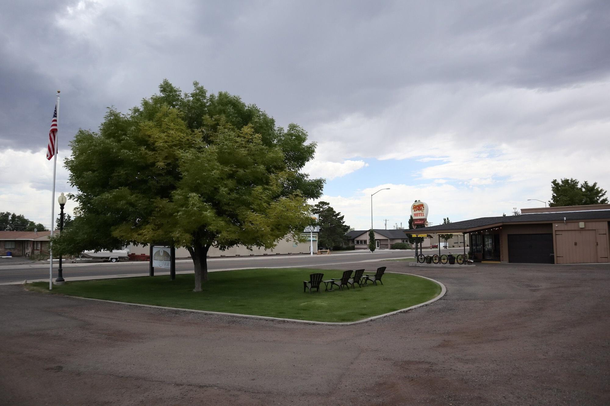 Vista Exterior Oregon Trail Inn