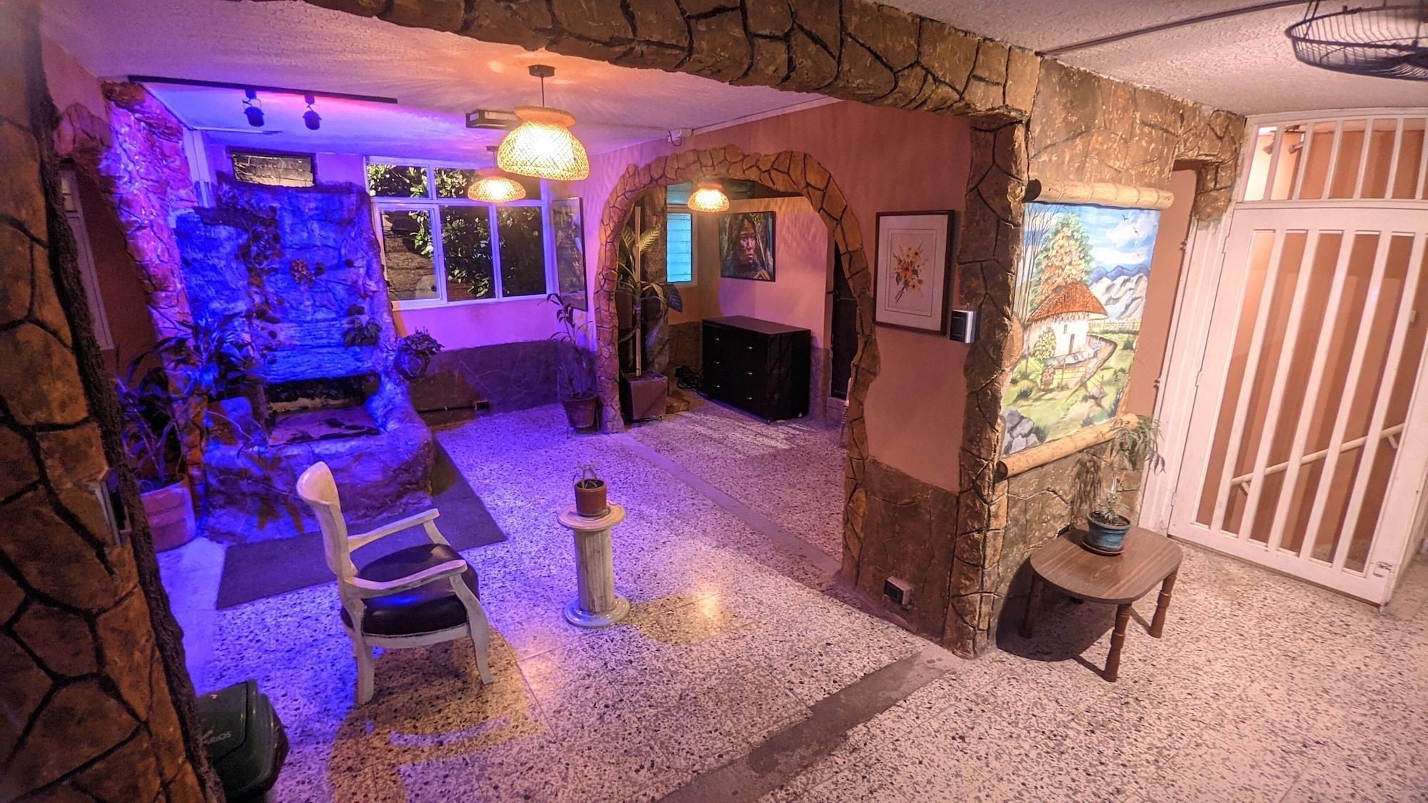 Vista Lobby Grand ilama Hotel