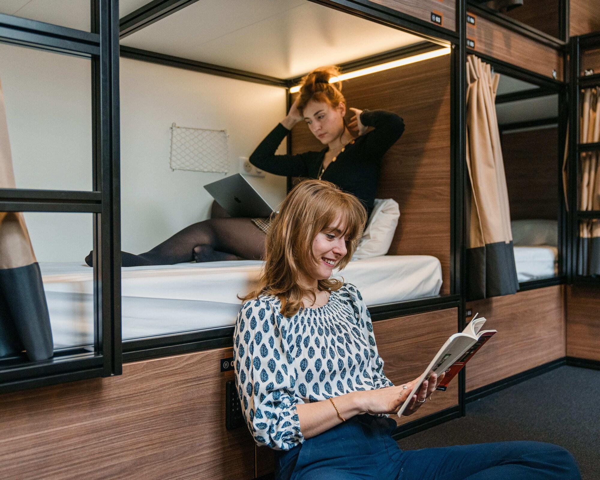 Varios Beau M Paris - Hostel