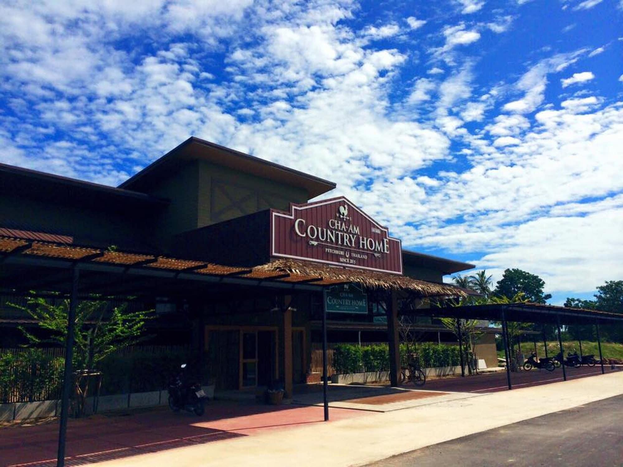 Varios Cha-Am Country Home