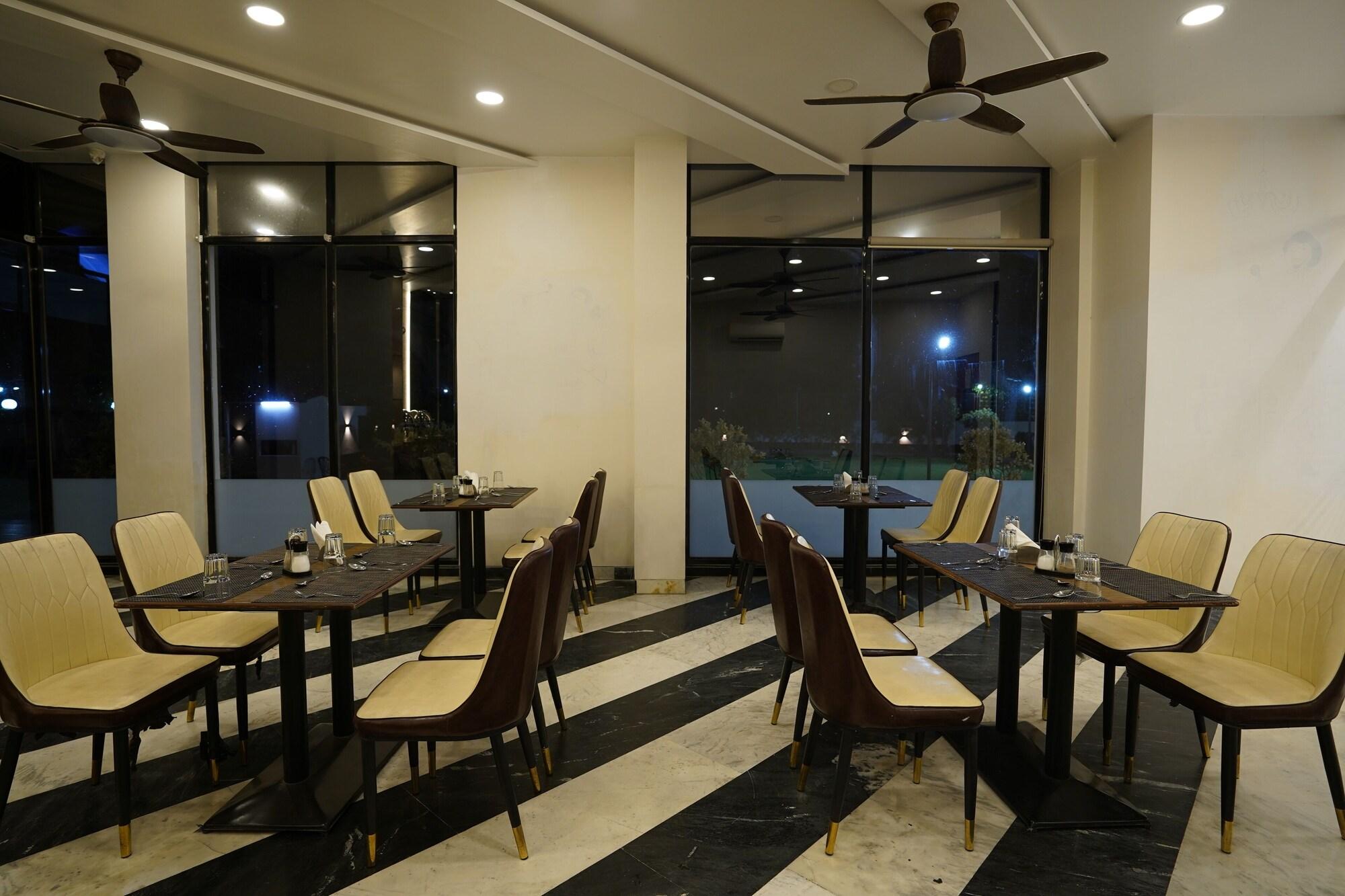 Restaurant CIESTA TREEO