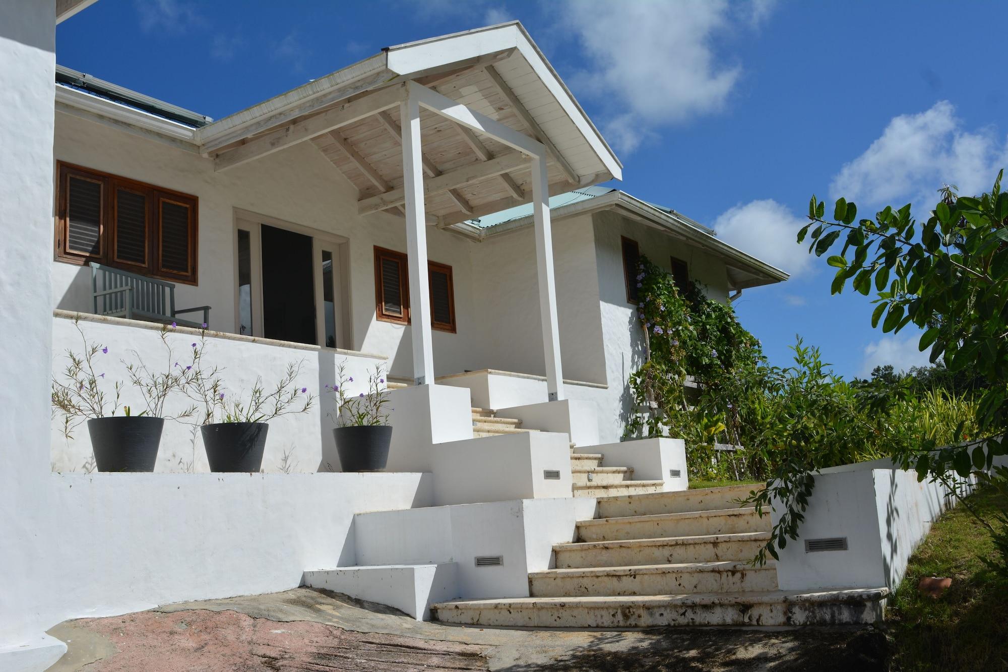 Vista Exterior Villa Noria