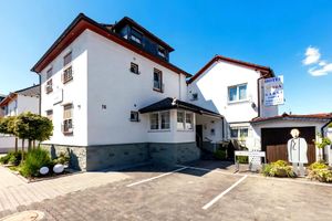 Alojamiento - Gasper Business & Garden Hotel