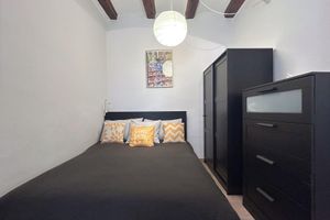 Alquiler Vacacional - Spacious 1850 Raval 46m Loft. Ideal for Couples and Digital Nomads. Pet-Friendly