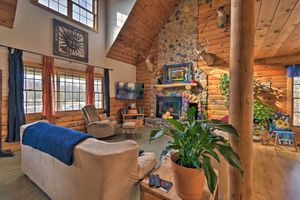 Alquiler Vacacional - Family-friendly Gresham Getaway w/ Game Room!