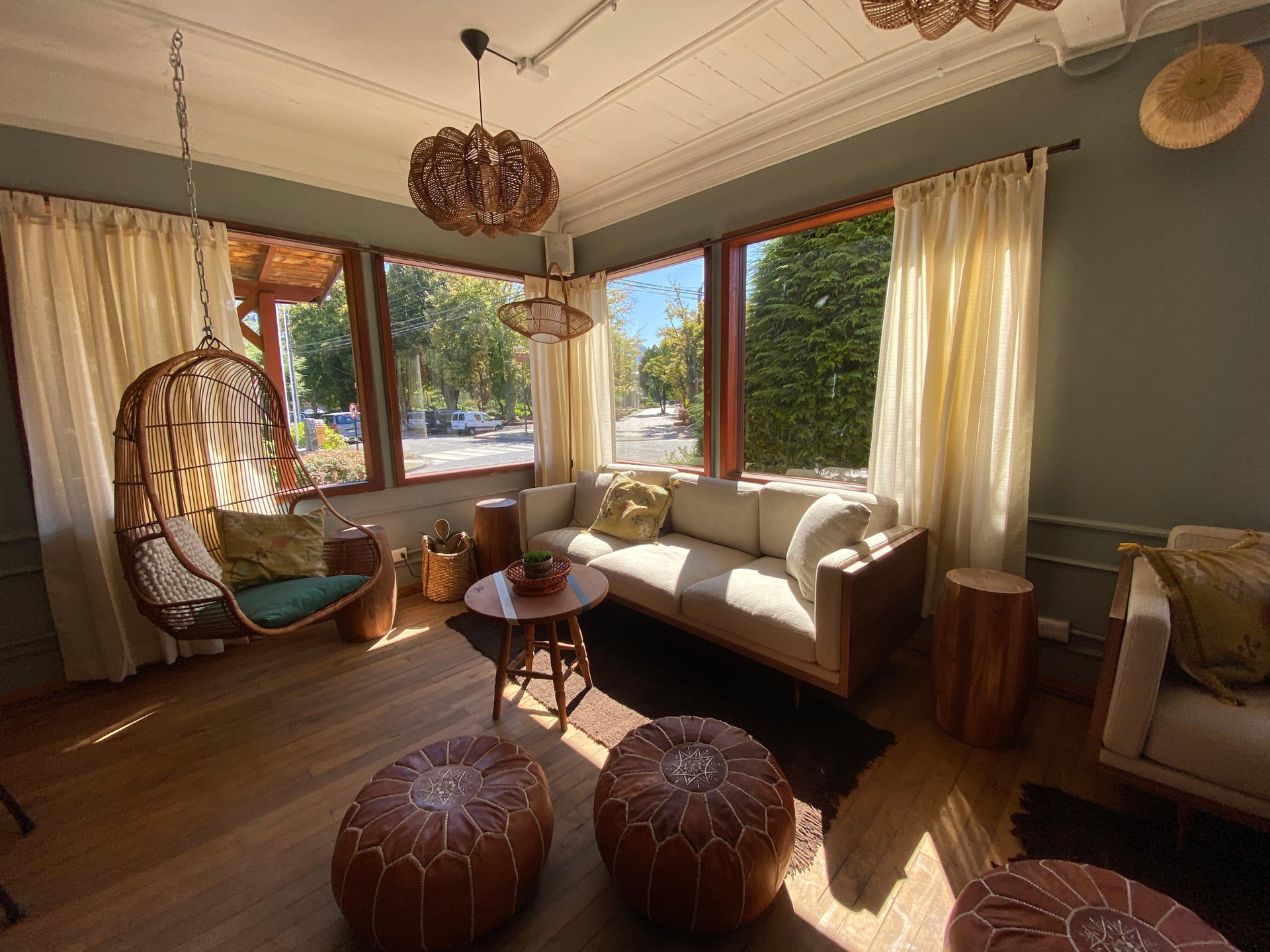 Vista Lobby Socialtel Pucon (formerly Selina Pucon)
