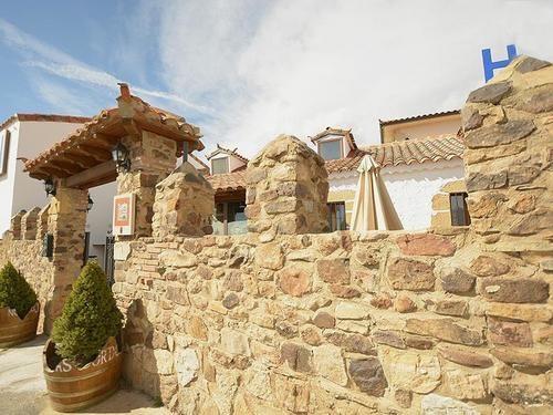 Vista Exterior Hotel Campos de Castilla