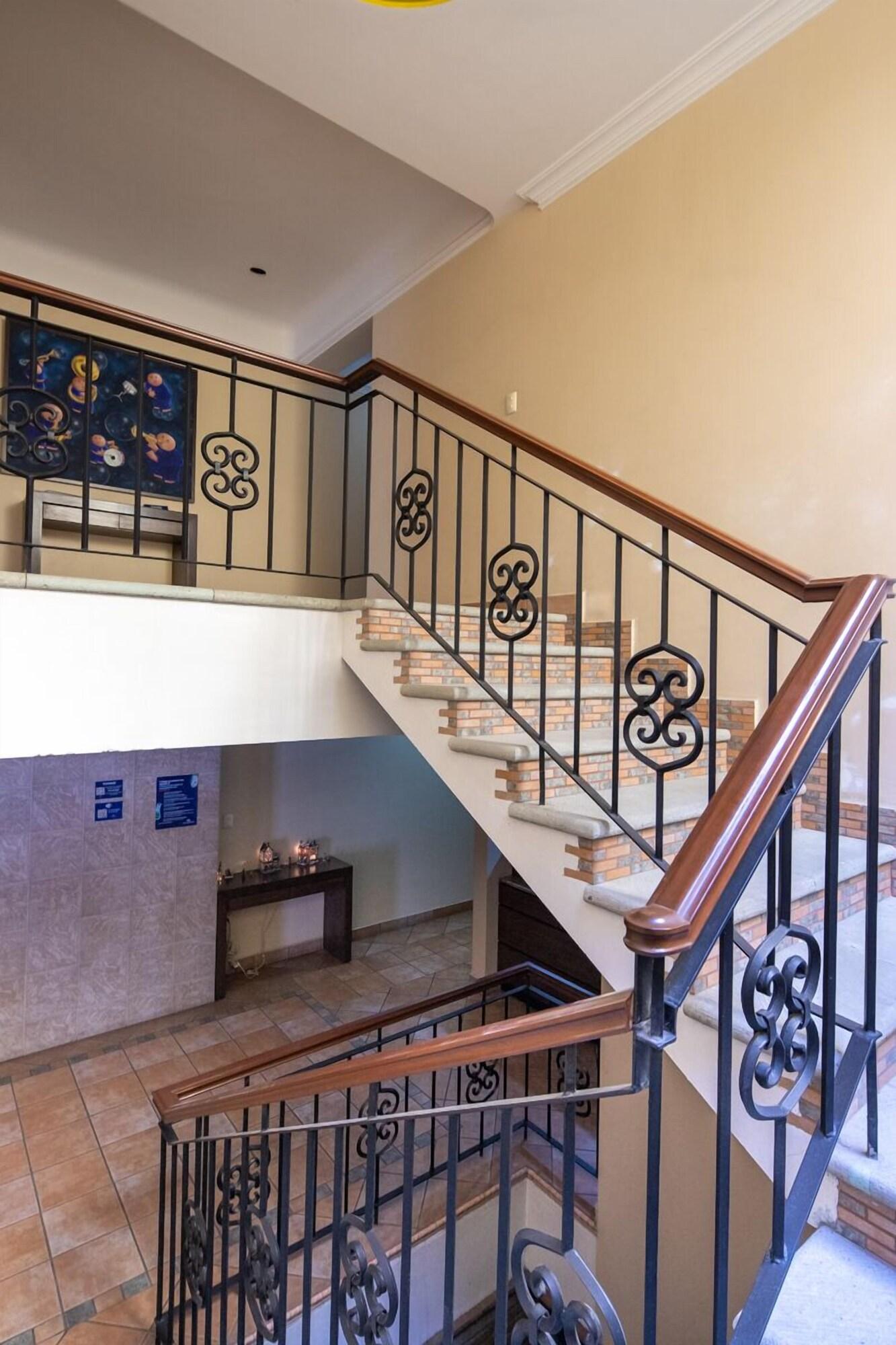 Varios Hostal Nordés