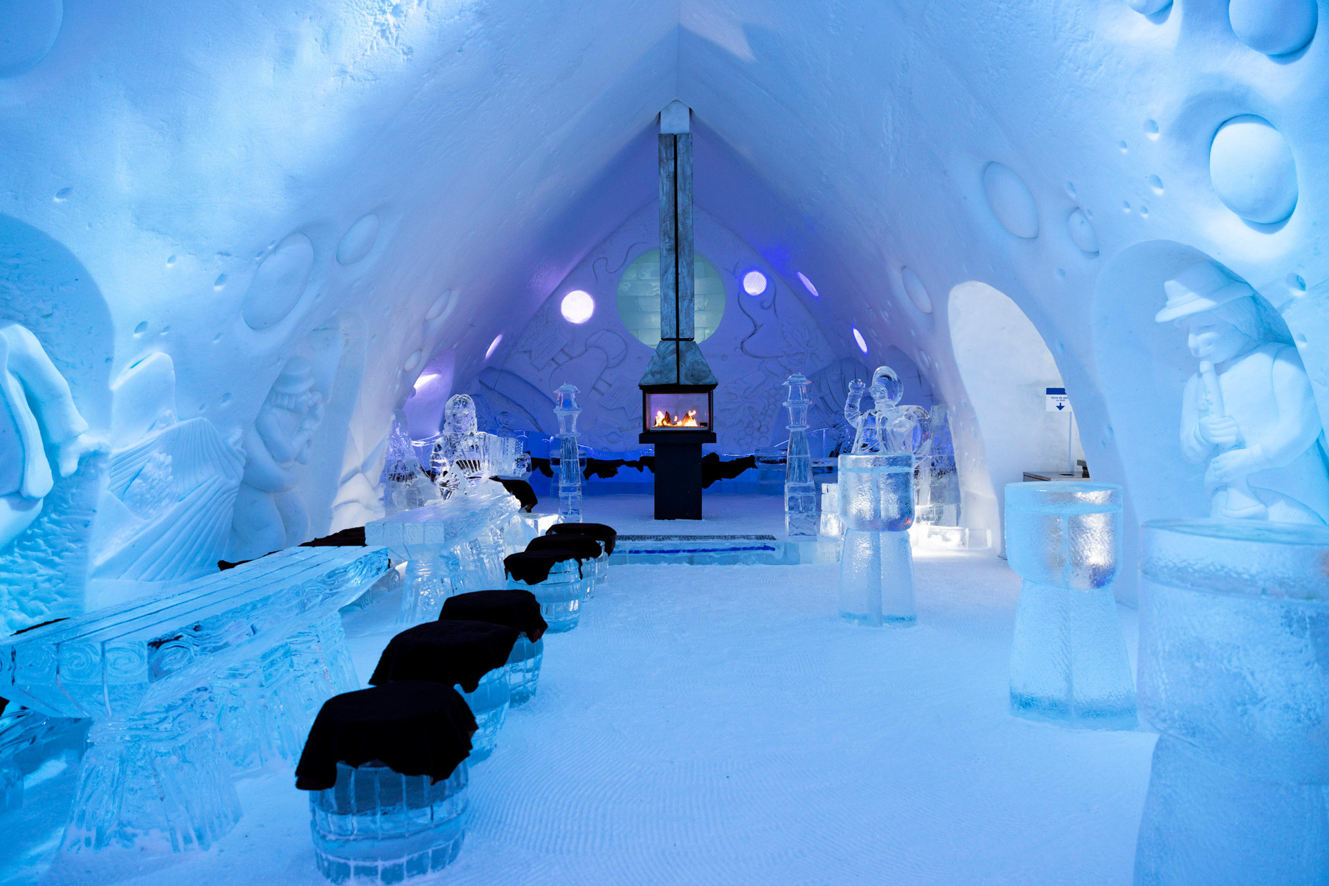 Vista Lobby Hotel De Glace