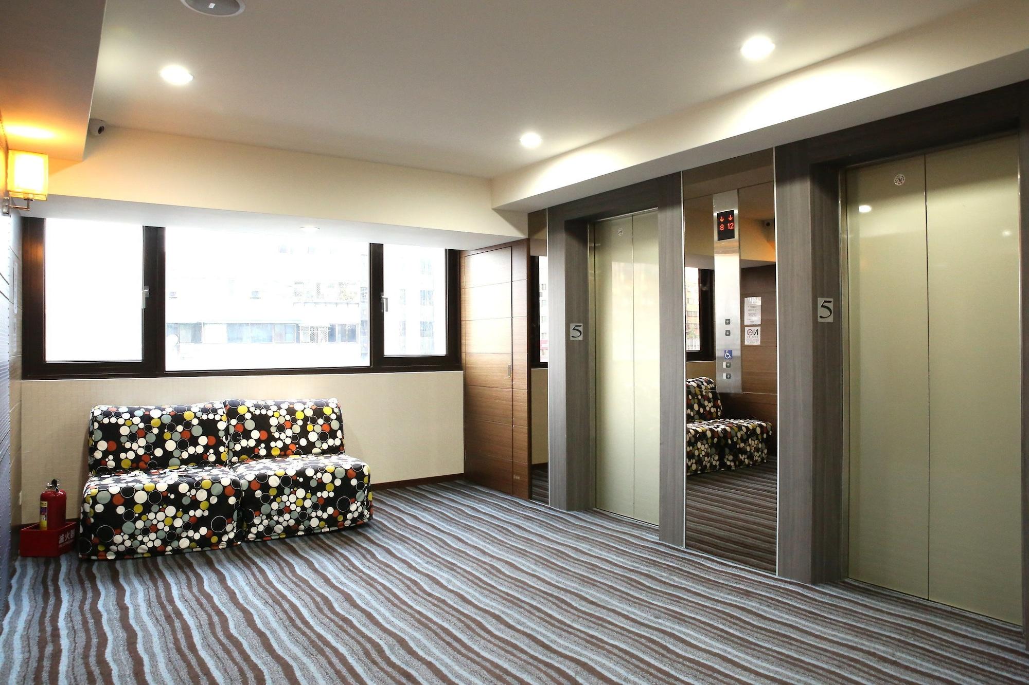 Varios Ximen Relite Hotel