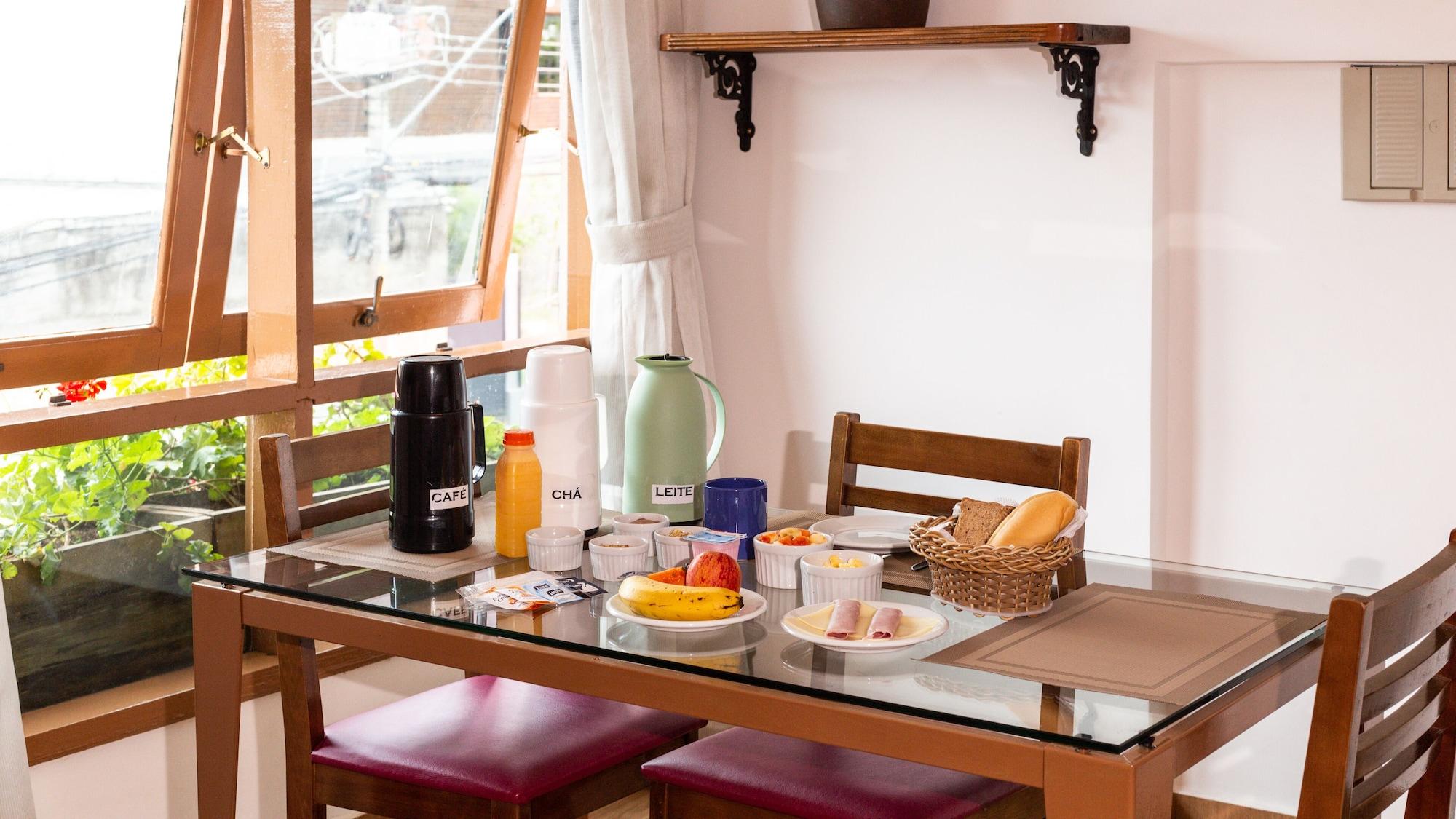 Equipamiento de Habitación Hotel Chalet Monet - Granja Vianna