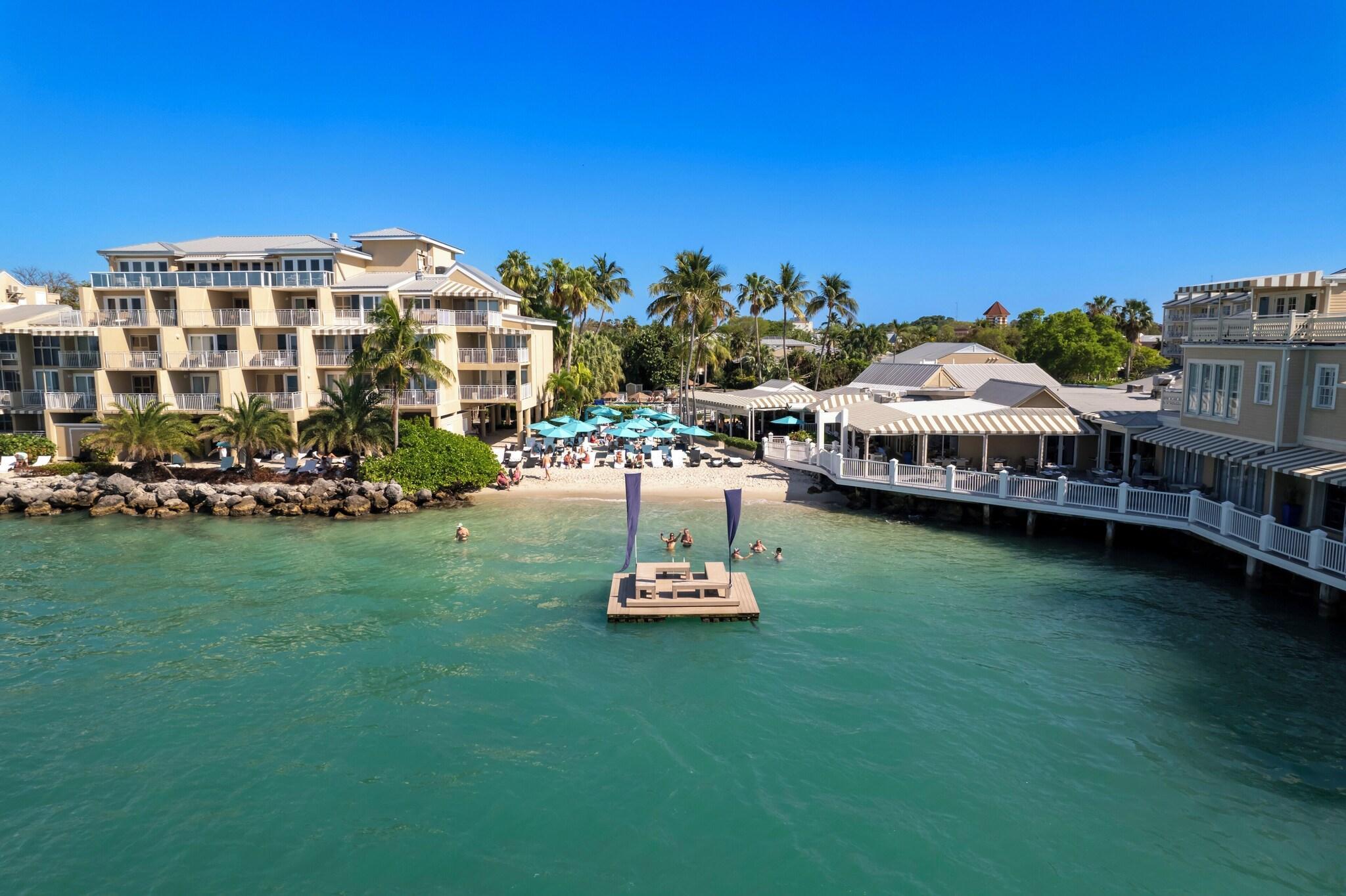 Vista Exterior Pier House Resort & Spa