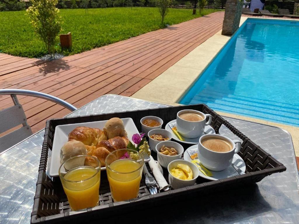 Vista Piscina Hotel Mandala