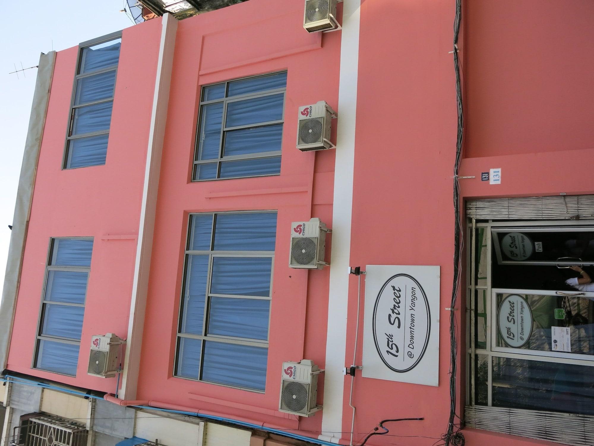 Vista Exterior 15th Street at Downtown Yangon