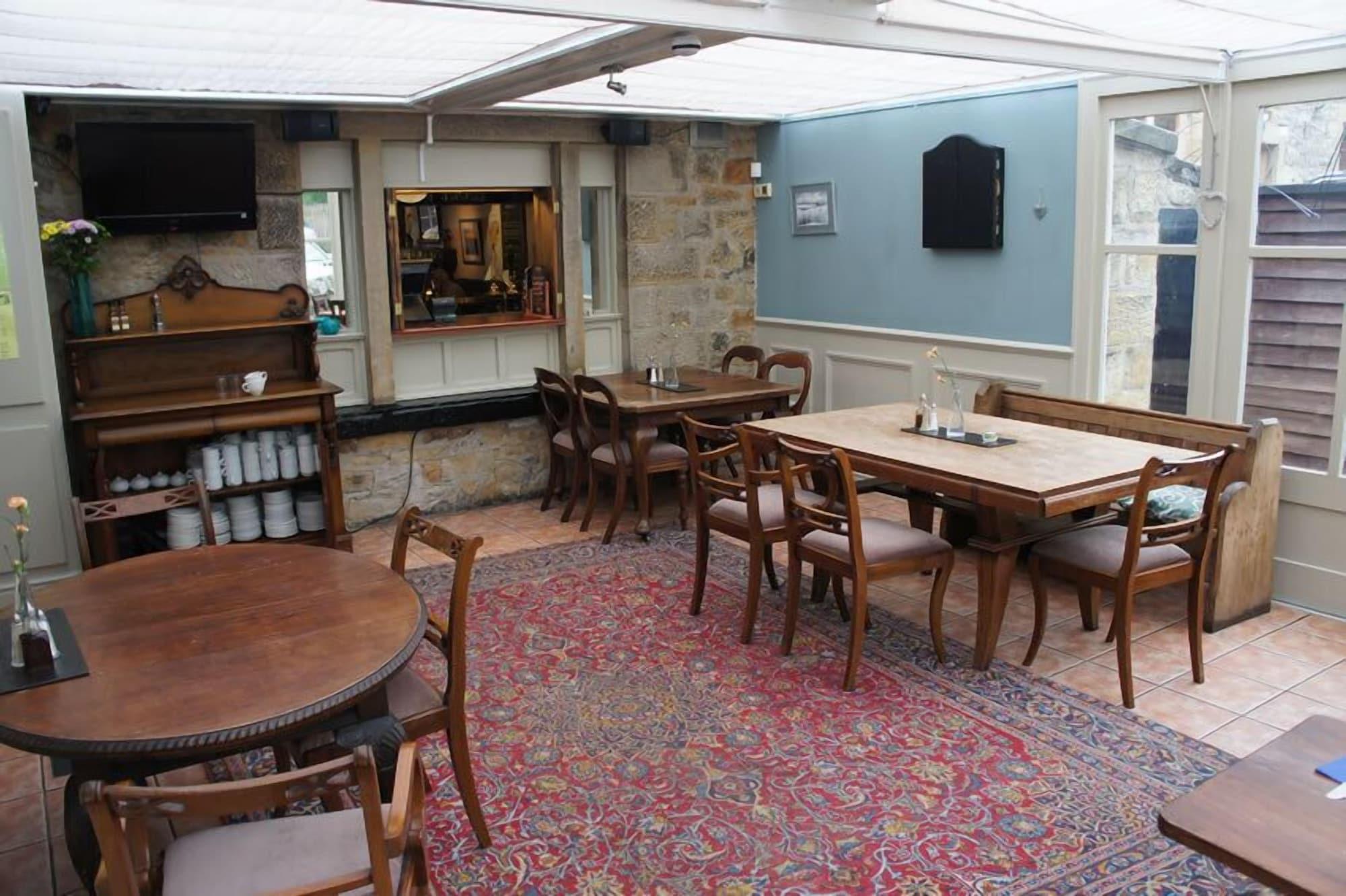 Restaurant The Manifold Inn