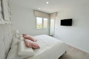 Alquiler Vacacional - WONDERFUL DESIGN APARTMENT IN FRONT OF THE OPERA OF VALENCIA IN THE CITY OF ARTS.