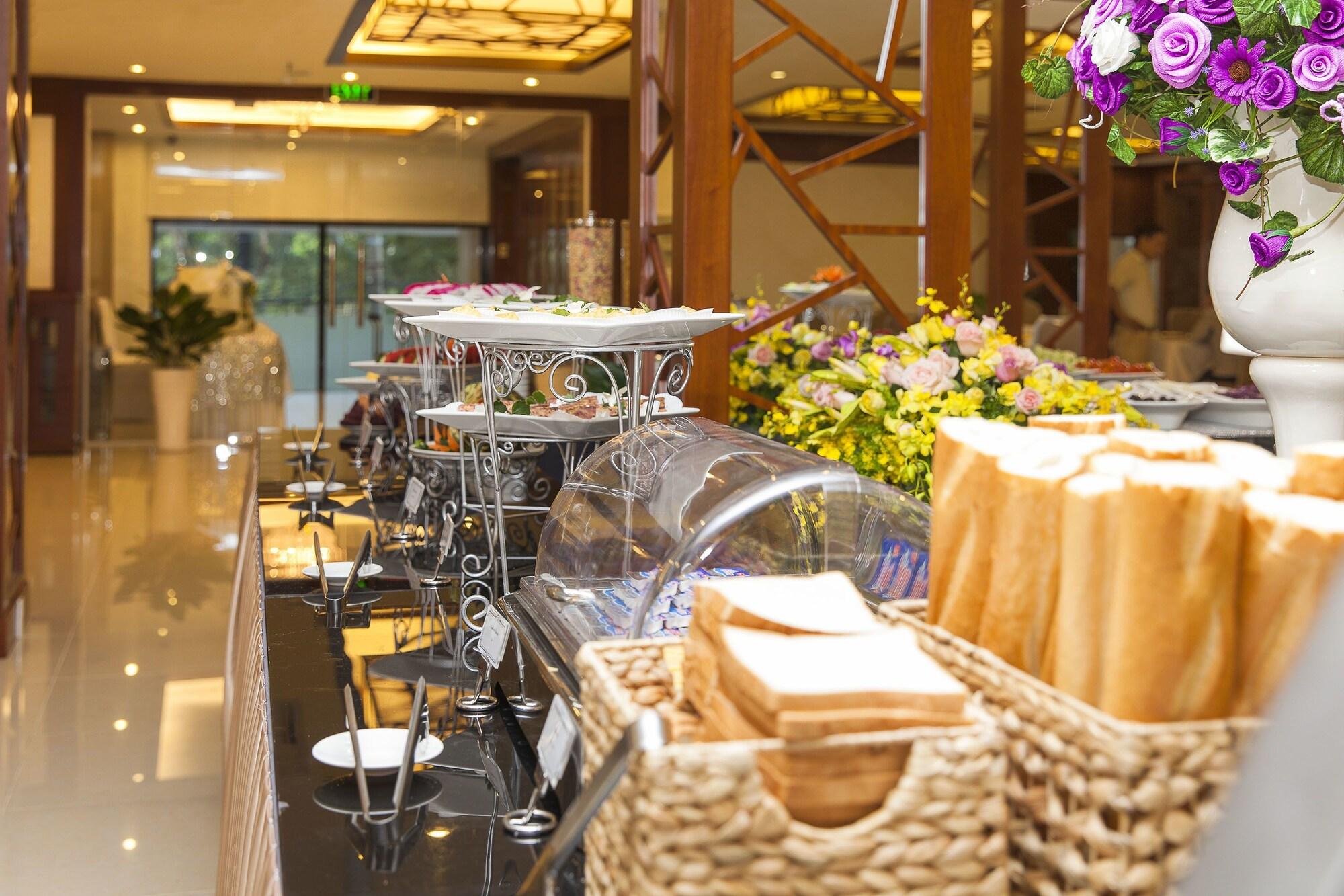 Restaurant Vien Dong Hotel