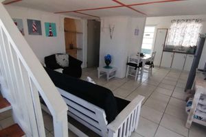 Alquiler Vacacional - Cosy 1 Bedroom apartment with sea view. Walking distance from beach and harbour!