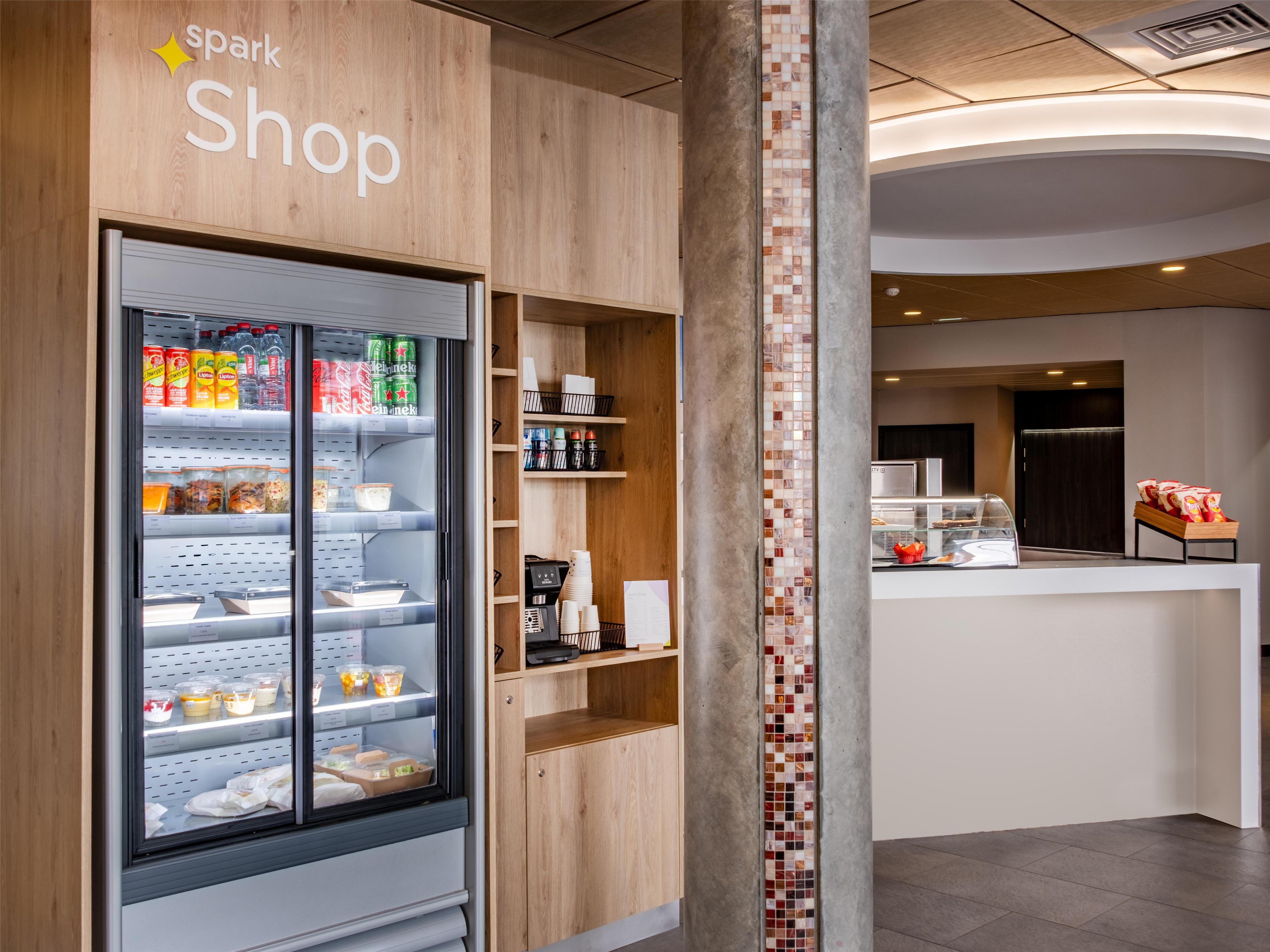 Bar/Salón Spark by Hilton Lyon Ouest