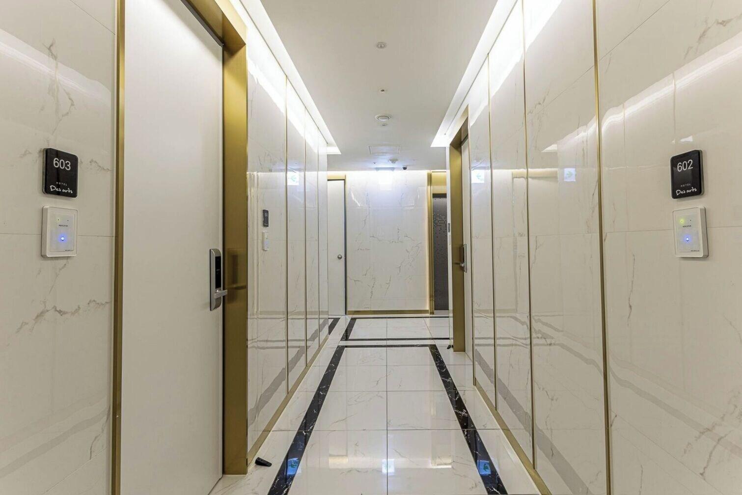 Vista Lobby Hotel Des Arts