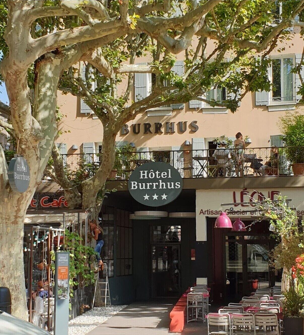 Varios Hôtel  Burrhus