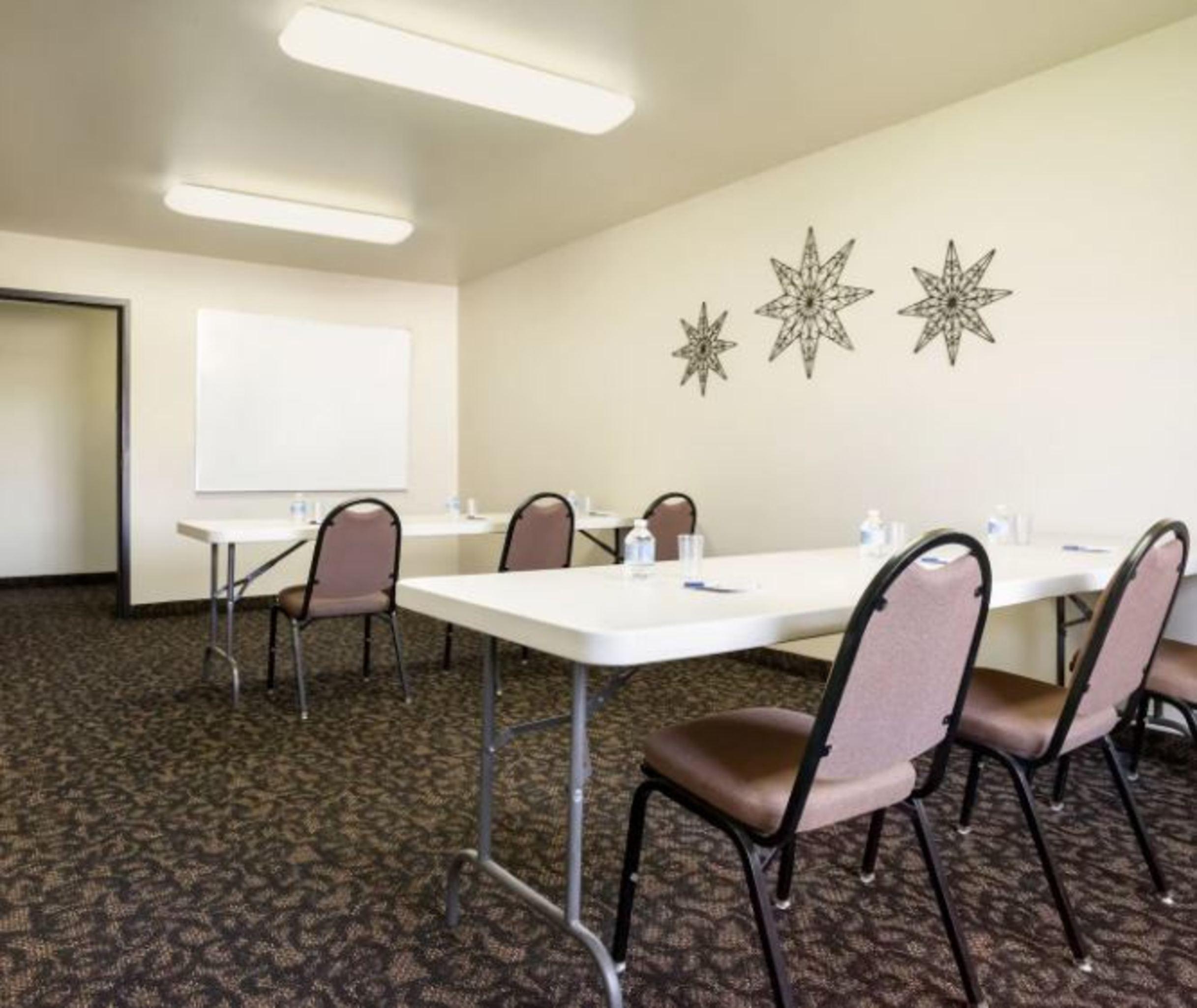 Sala de Reuniones Travelodge by Wyndham Bill WY Thunder Basin Ntl Grassland