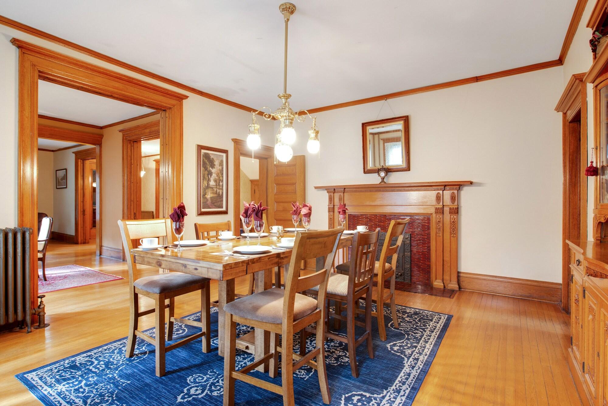 Restaurant Historic District B&B