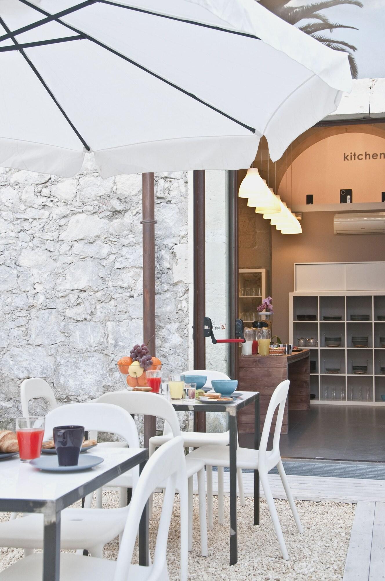 Restaurant LoL Hostel Siracusa
