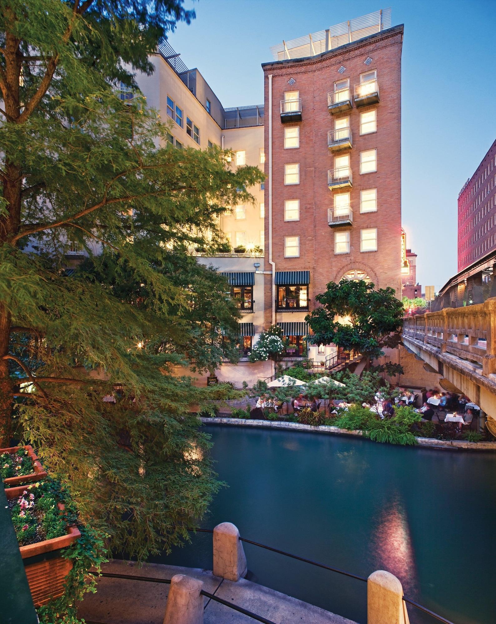 Vista Piscina Club Wyndham Riverside Suites