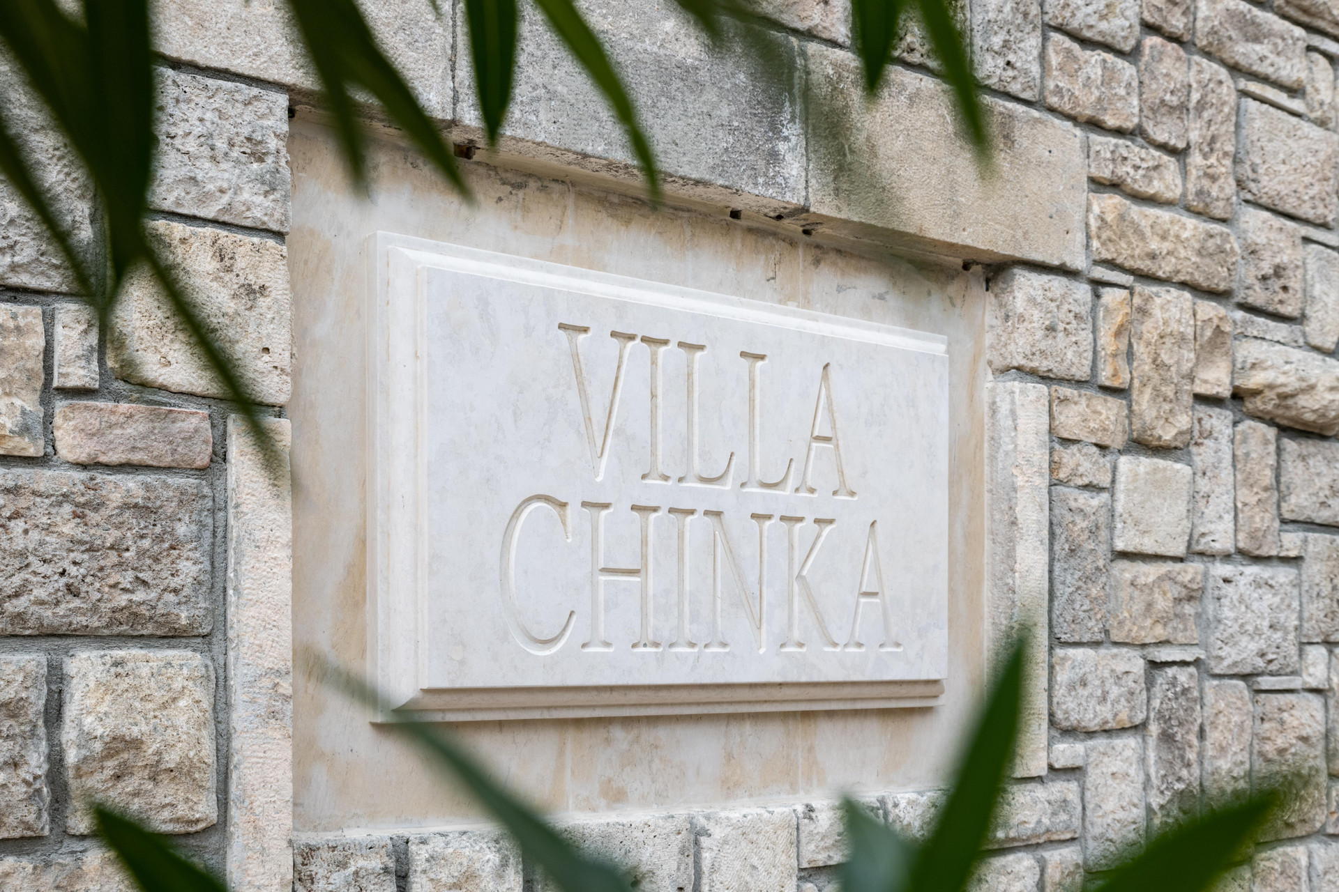 Vista Exterior Villa Chinka by Astor Garden Hotel