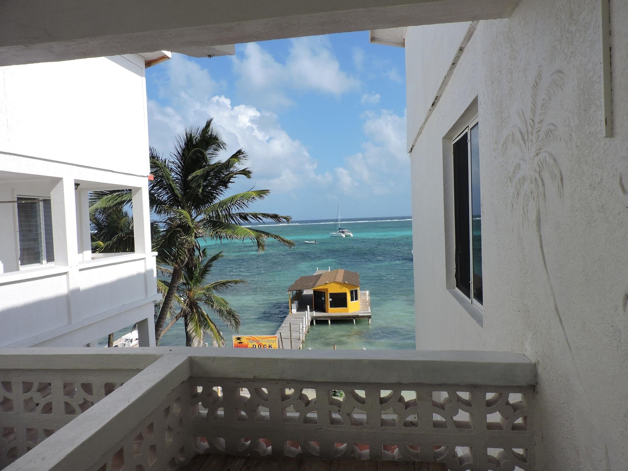 Vista Exterior Spindrift Hotel