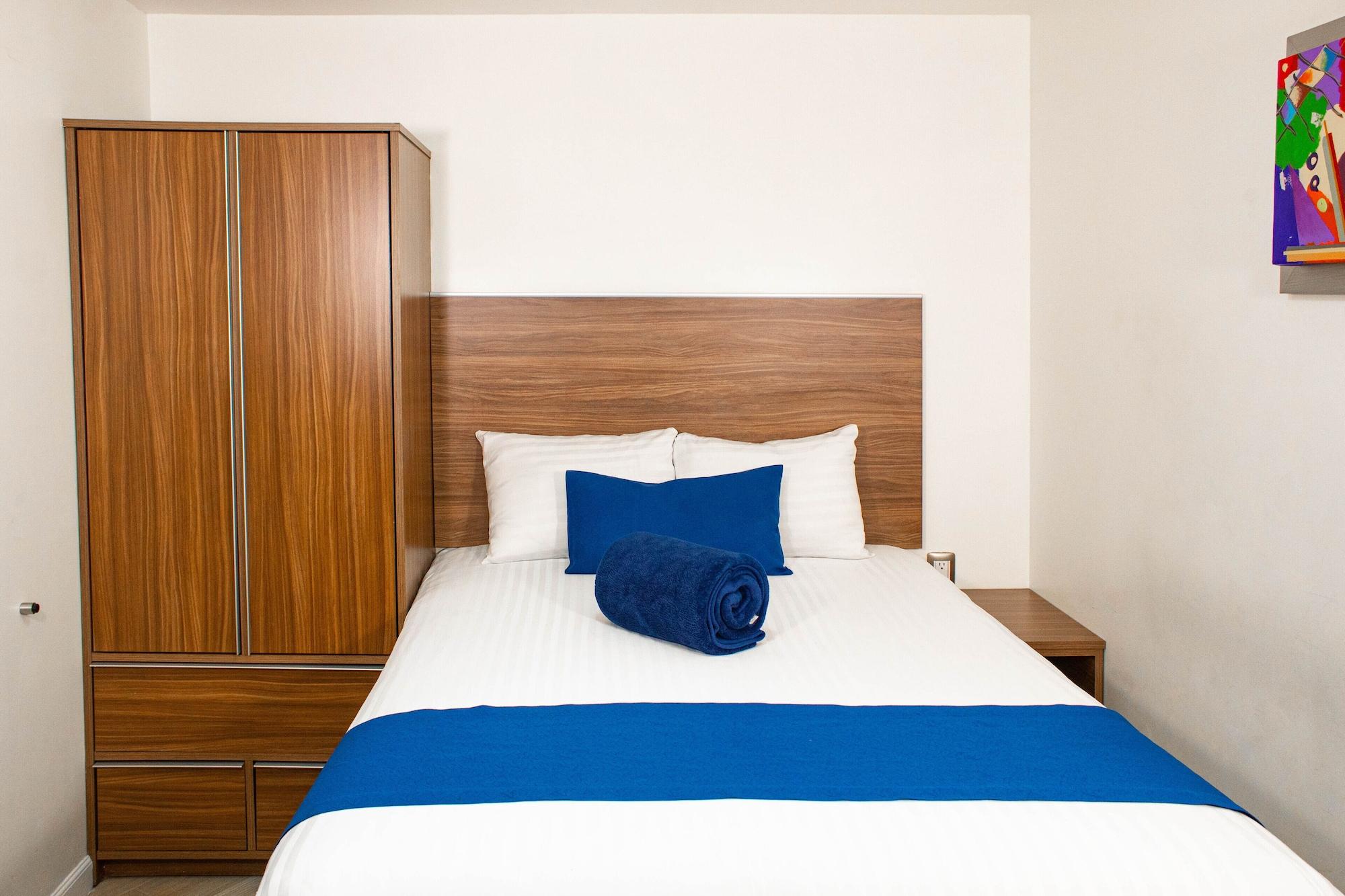 Varios La Casa Azul