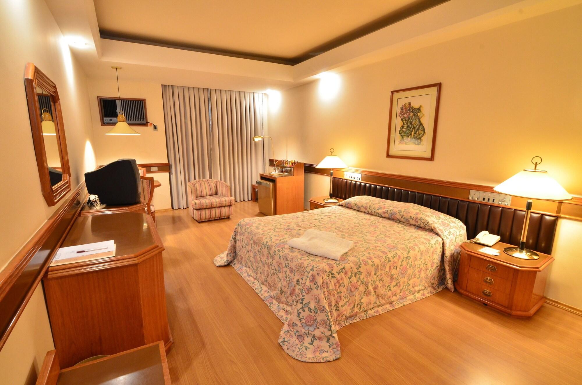 Varios Hotel Gran Corona