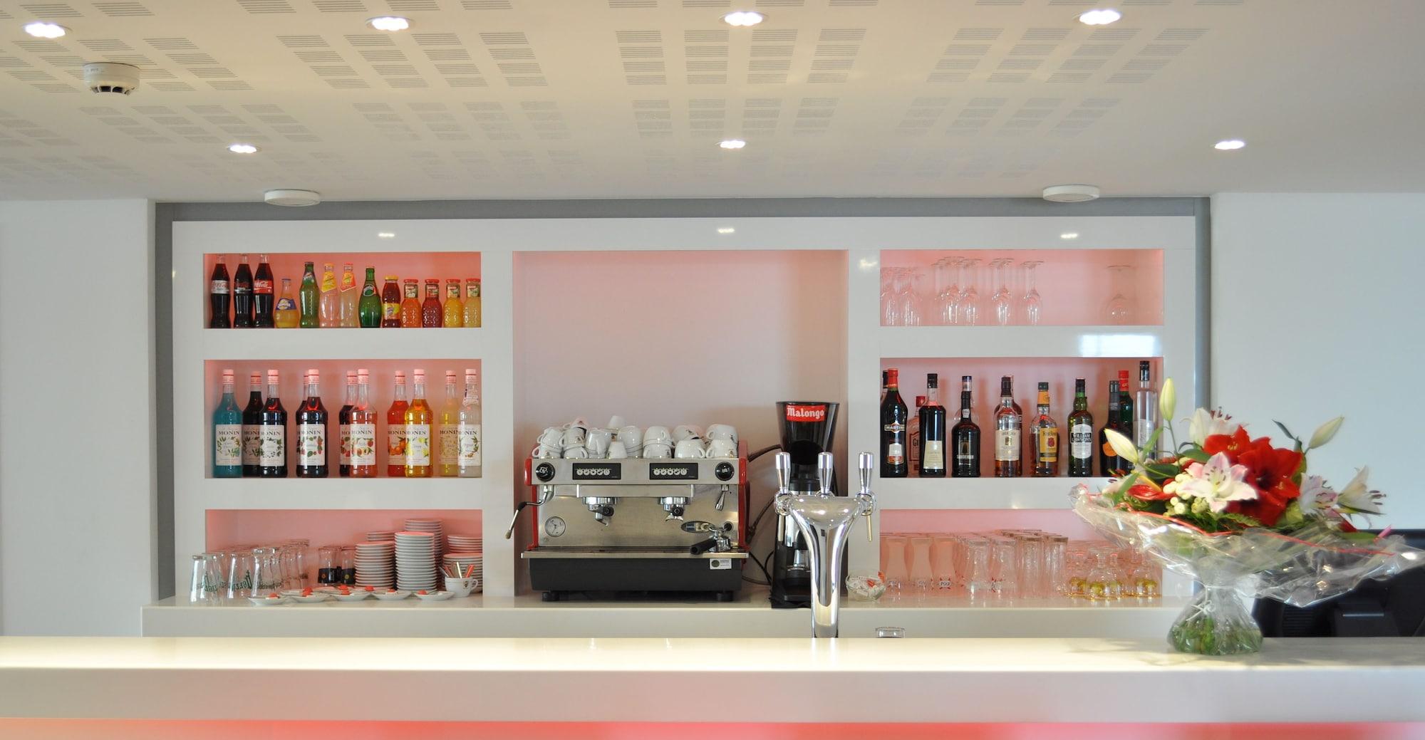 Bar/Salón ibis Lyon Est Chaponnay