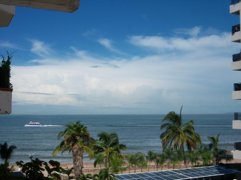 Varios Room in Apartment - Vallarta Jr Suites in the Exclusive Zona Romantica
