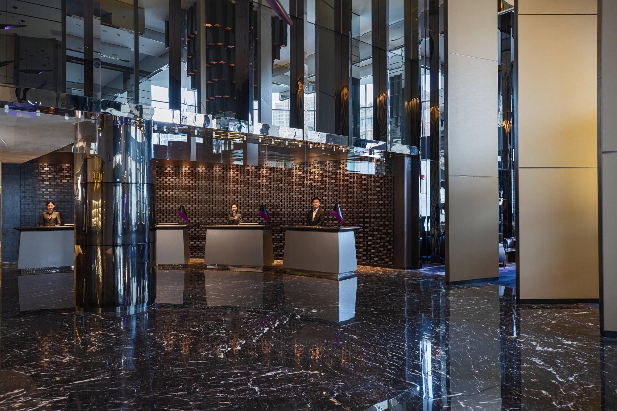 Vista Lobby Renaissance Shenyang West Hotel