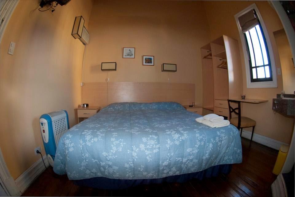 Habitación The First Gay Bed and Breakfast