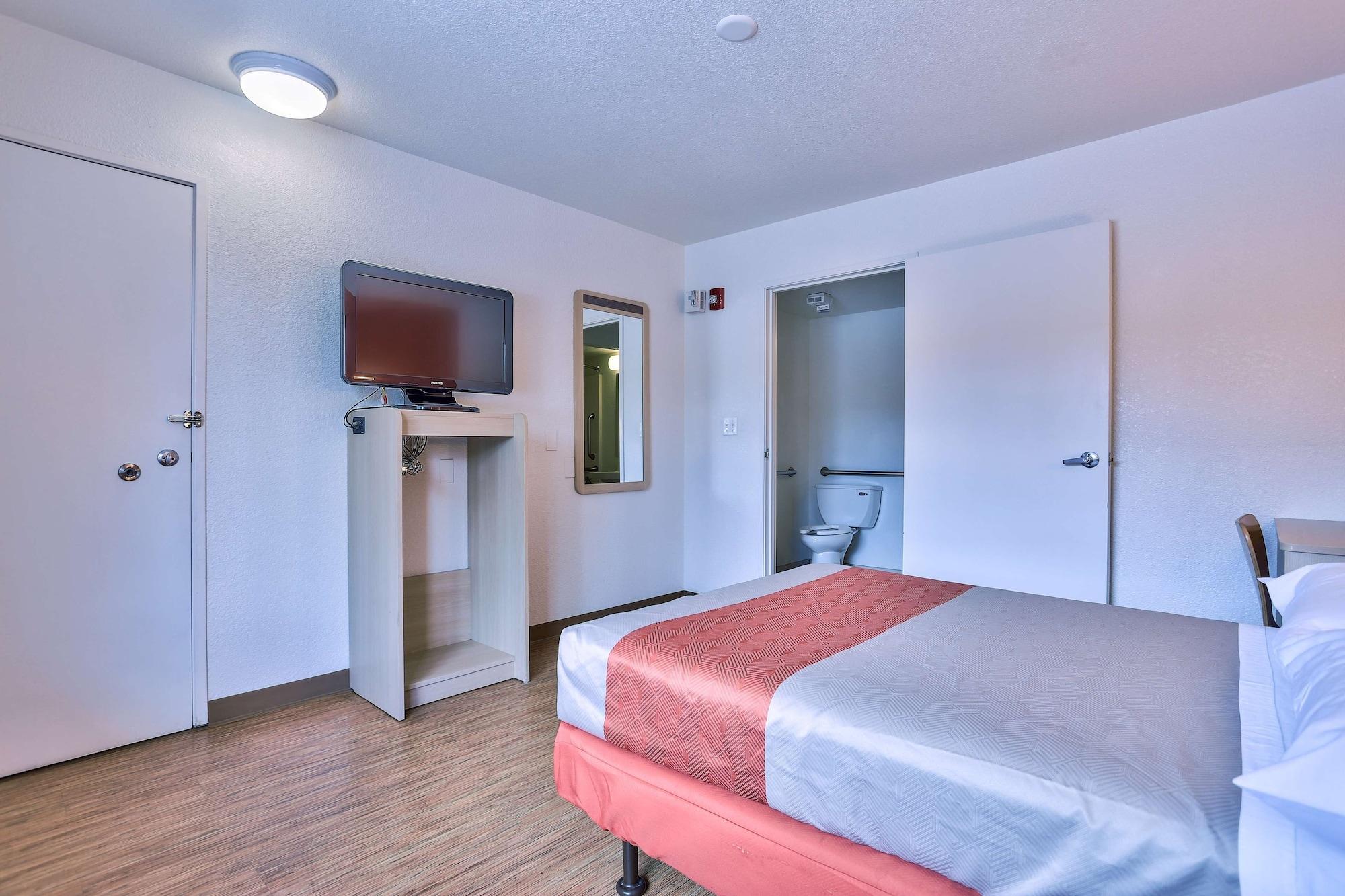 Habitación Motel 6 Flagstaff, AZ - West - Woodland Village