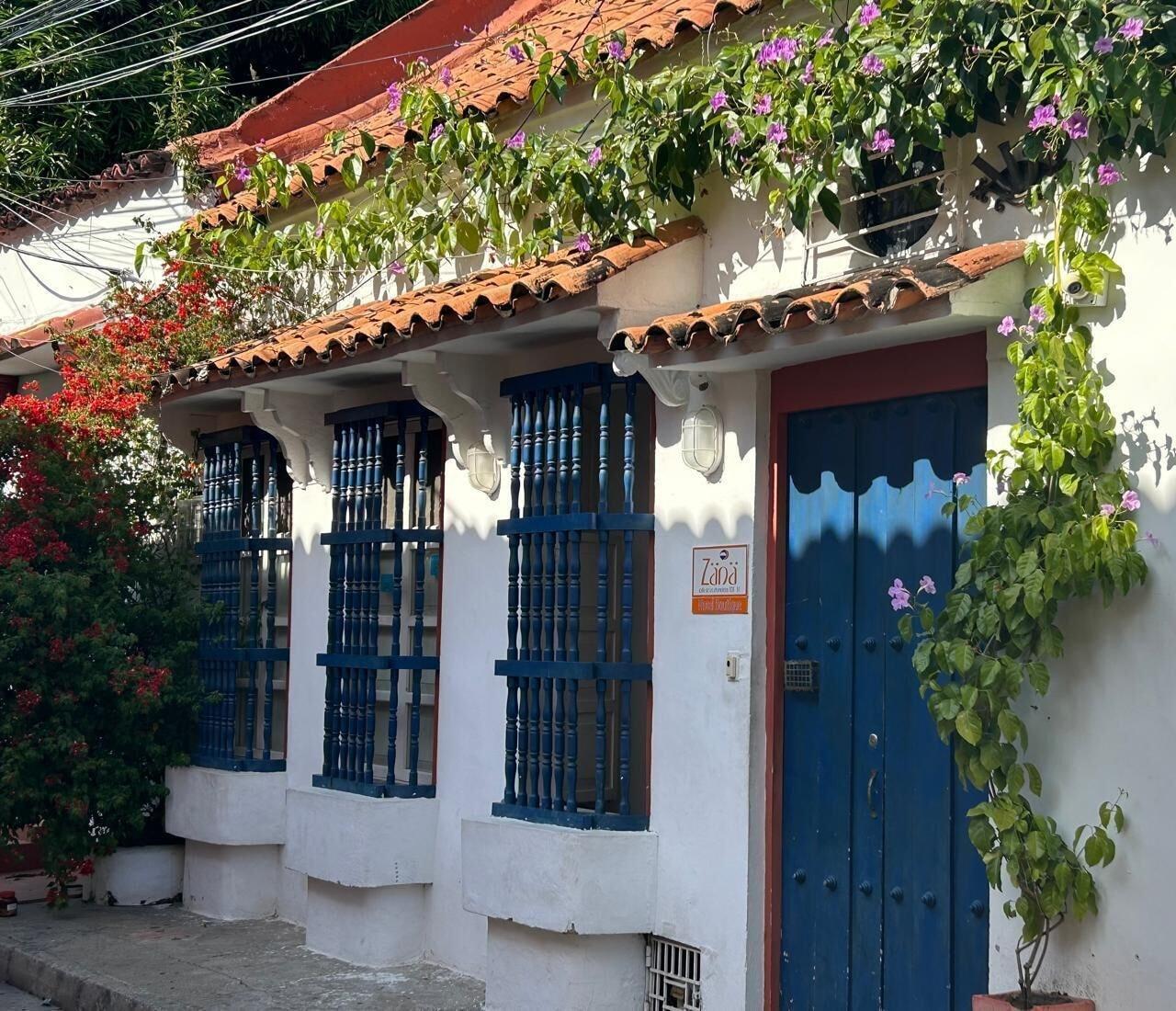 Varios Zana Hotel Boutique