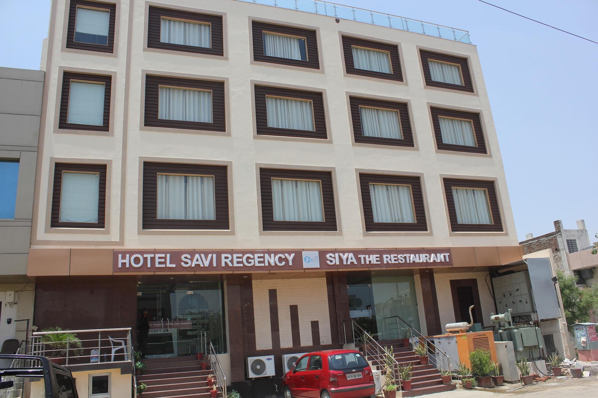Vista Exterior Hotel Savi Regency